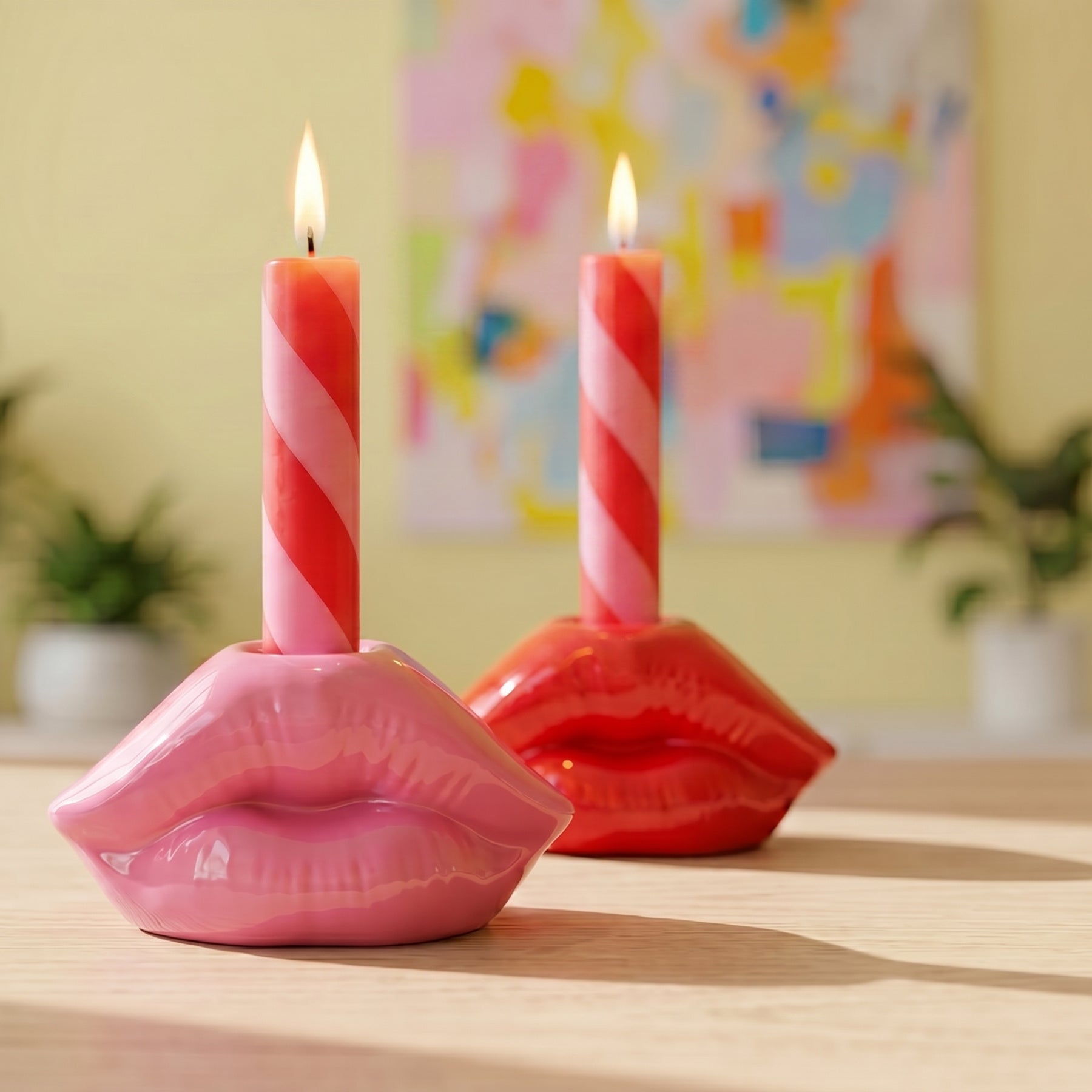 Kiss Lysestake – Neon Rosa Keramikk