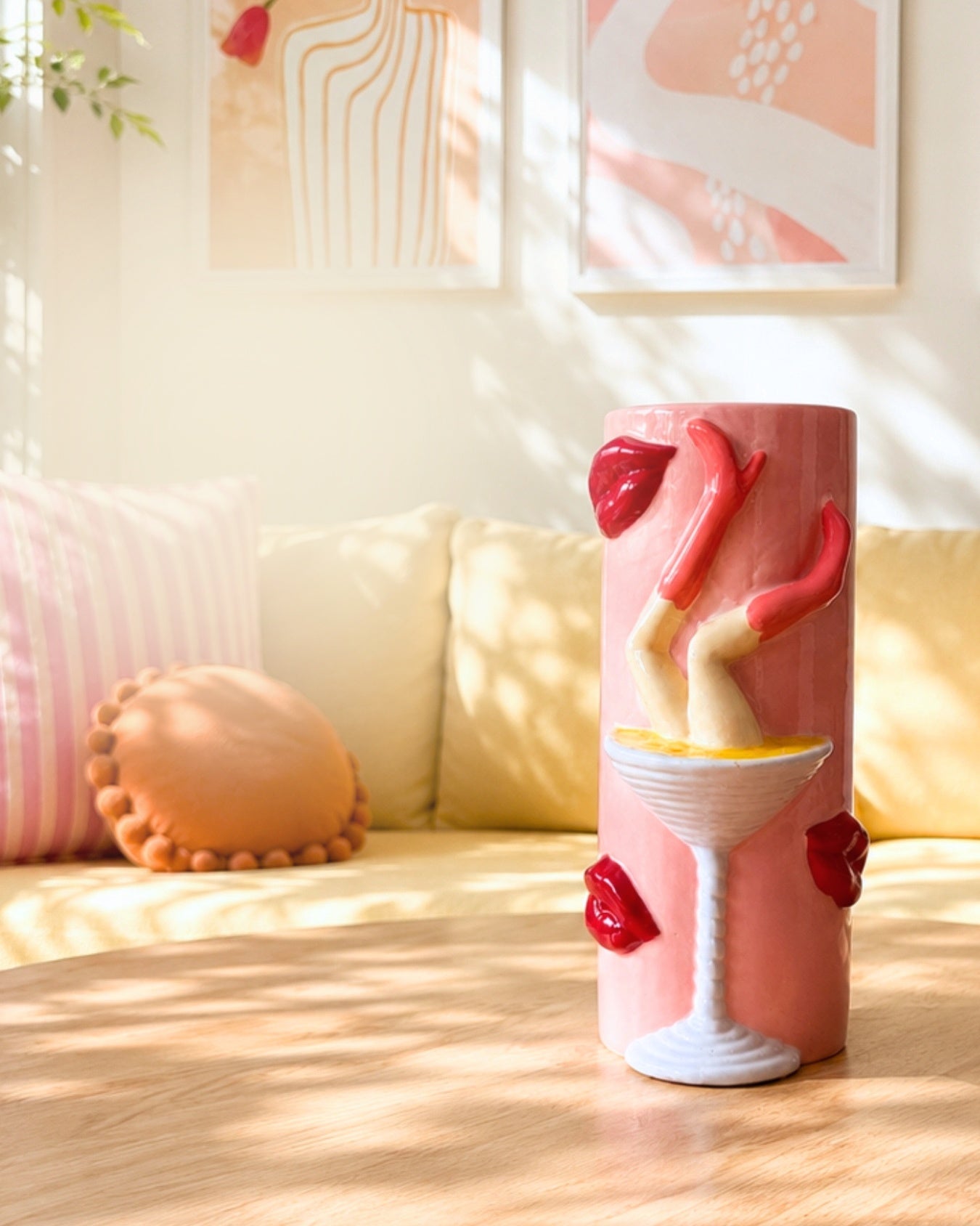 Fargerike vaser til hjemmet, for deg som liker fargerik dekor, dopamindekor eller unik interiør, søt rosa vase 